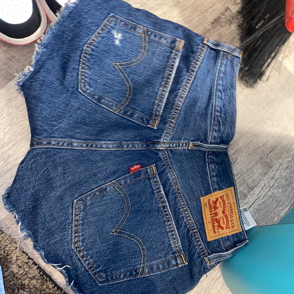 Levi’s w26 shorts